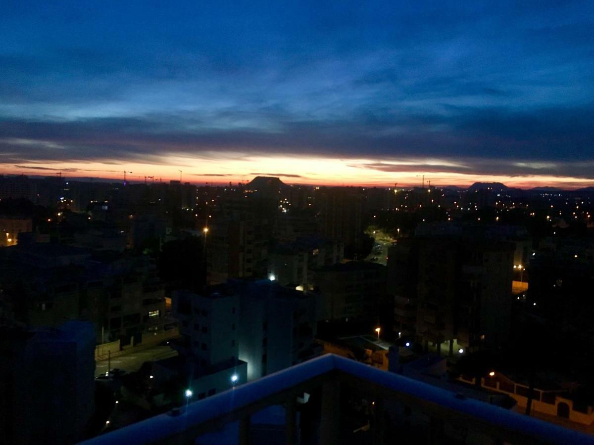Luxury 12Th Floor Beachfront El Campello Bagian luar foto